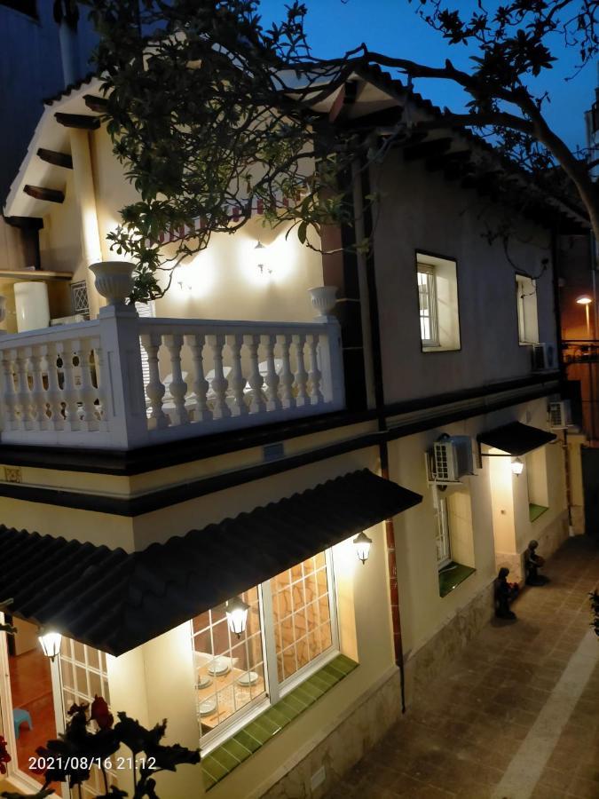Casa Flores Del Mediterraneo バダロナ エクステリア 写真