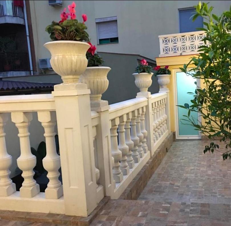 Casa Flores Del Mediterraneo バダロナ エクステリア 写真